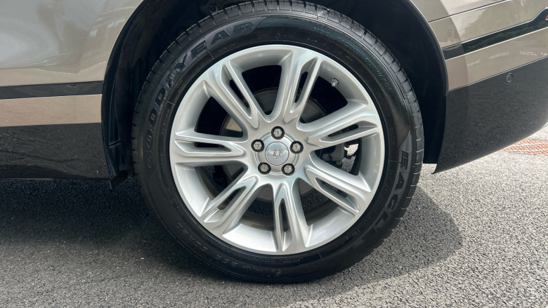 Land Rover Range Rover Velar 2.0 P250 SE 5dr Auto Petrol Estate